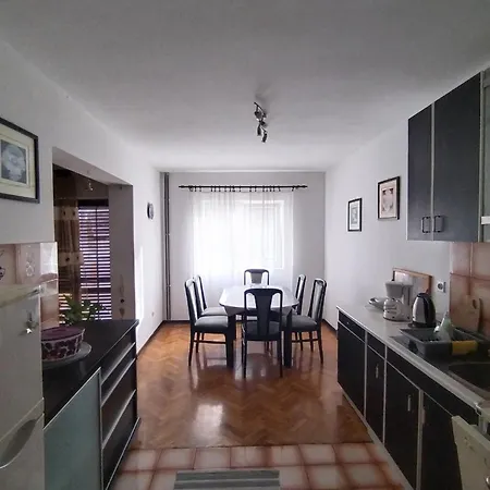 Two Bedroom With Sea View *